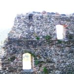 mury i okna zamku czorsztyn